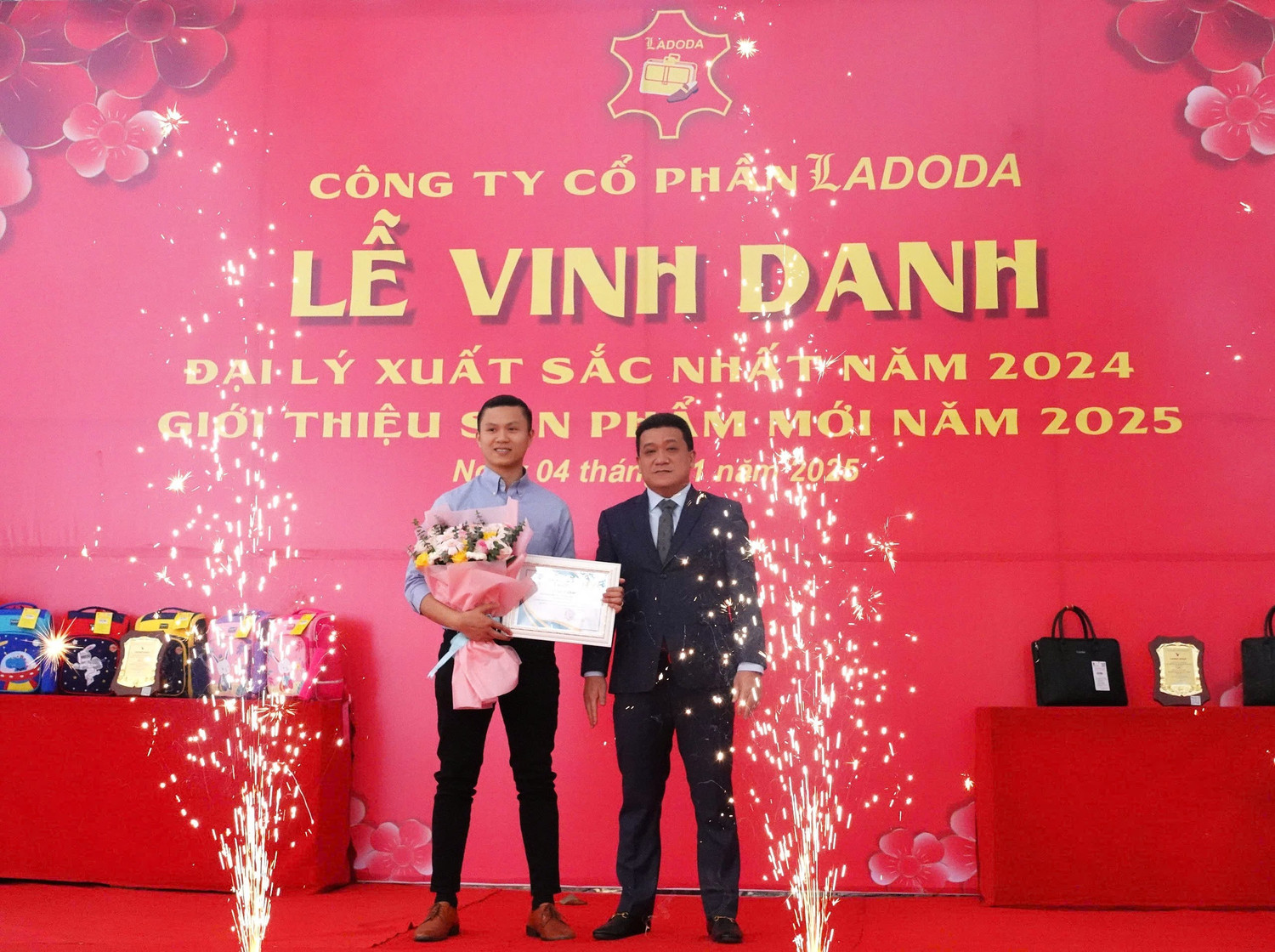 vinhdanh-2.jpg